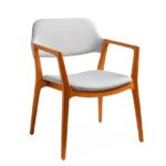 Cadeira 004.01 (PRE).