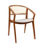 Cadeira 106.01 (PRE).